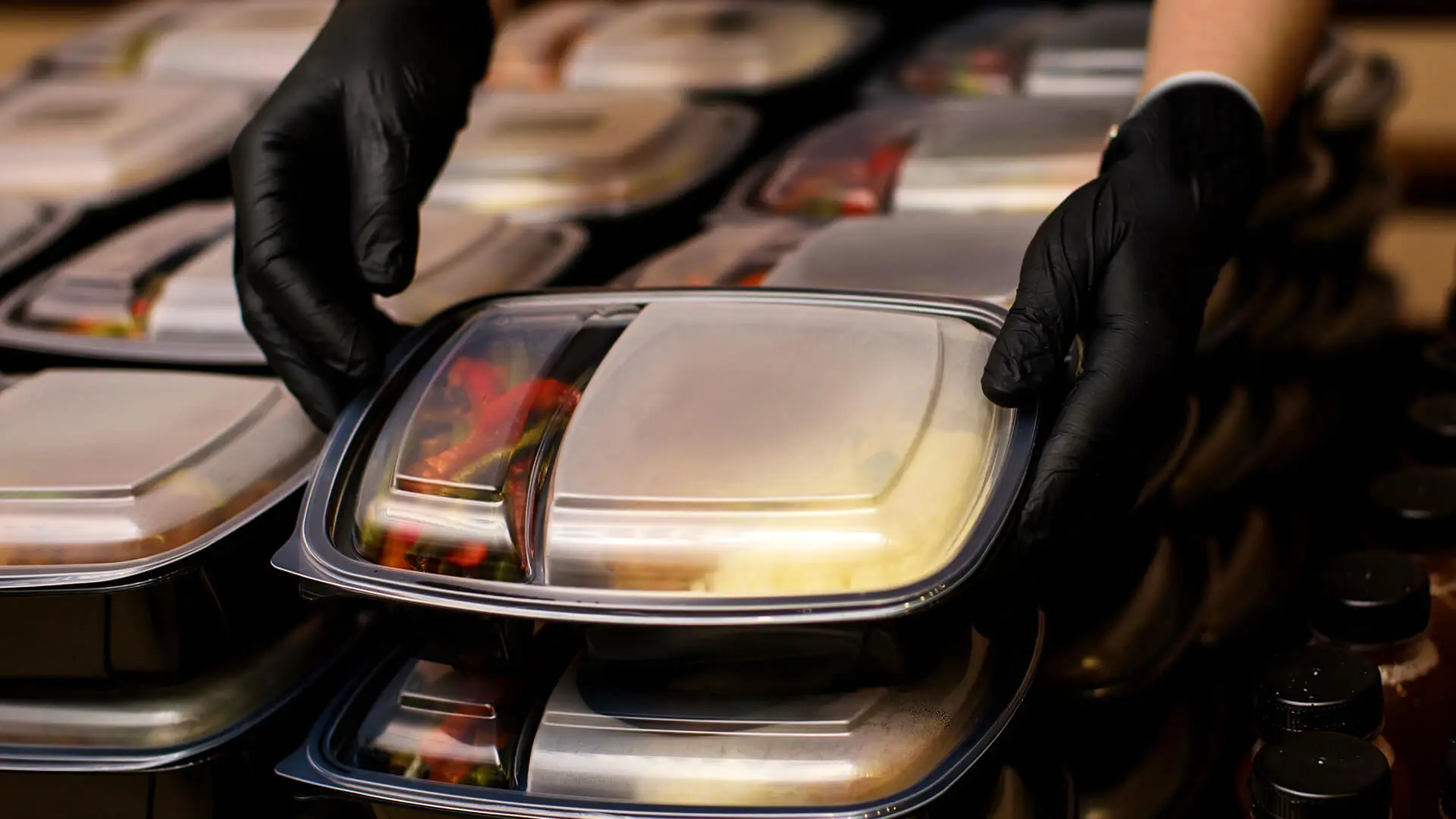Deli trays