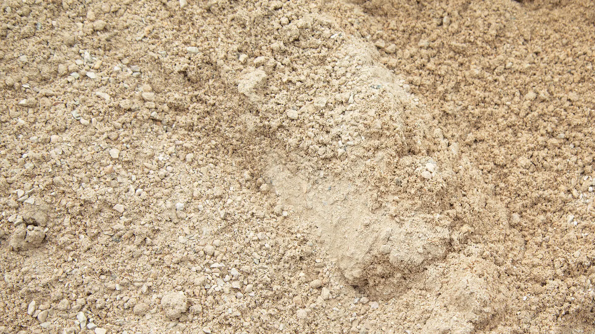 Construction sand