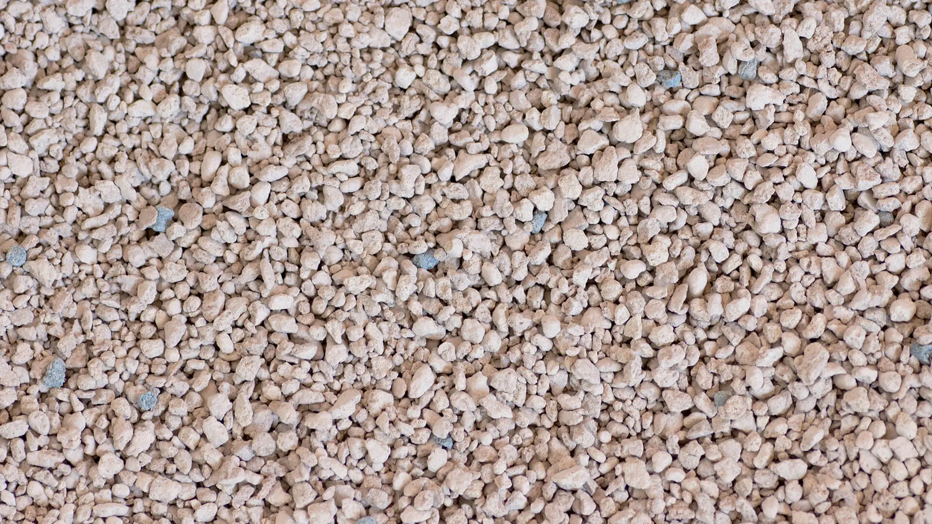 Clay litter