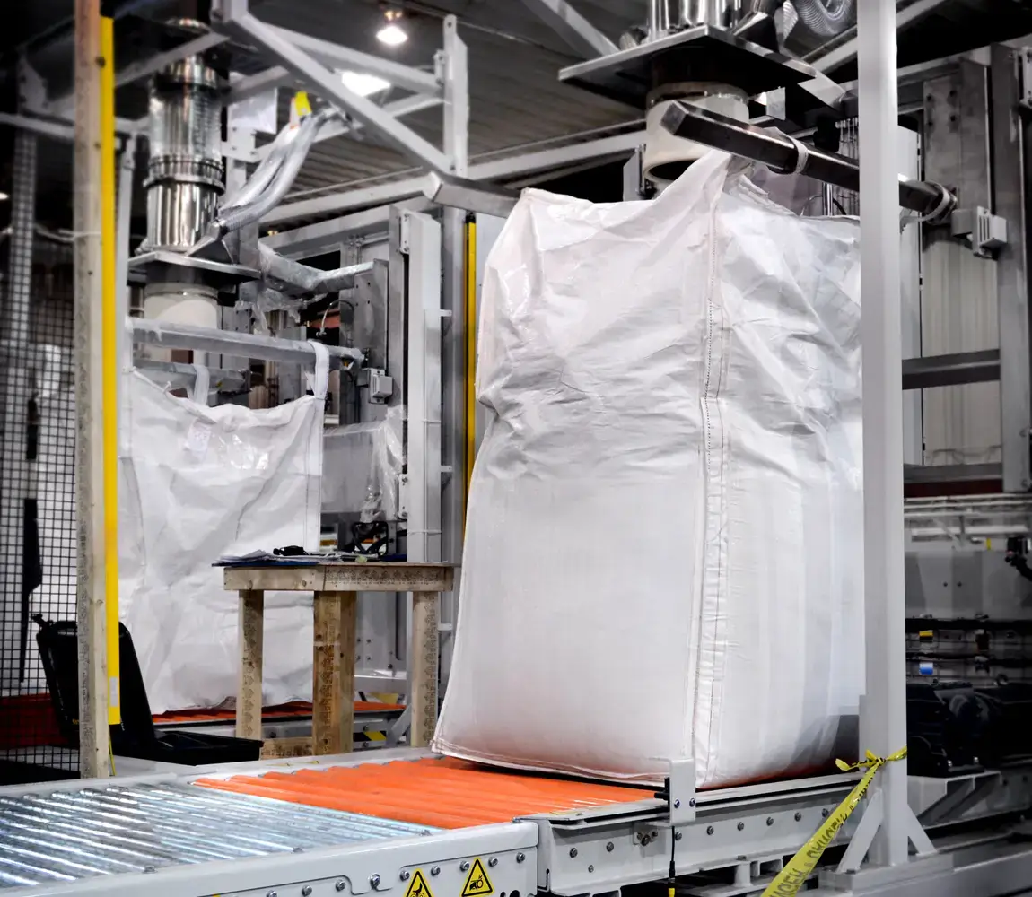 Bulk bag filling machine
