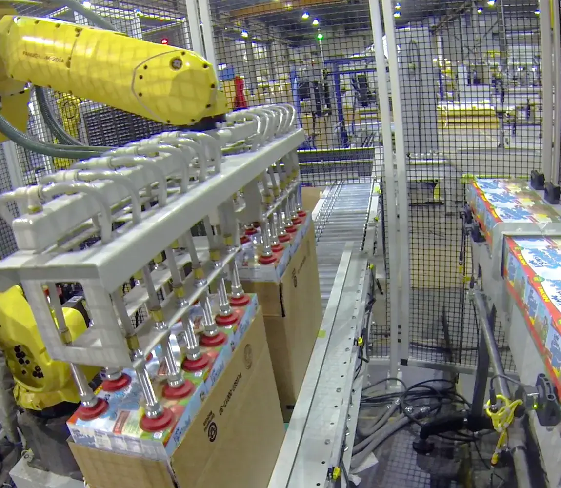  Heavy-Duty Robotic Case Packer CPB Series product in out view