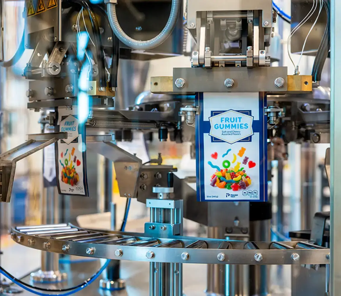 CHRONOS OMK Pre-made pouch filler seals a pouch