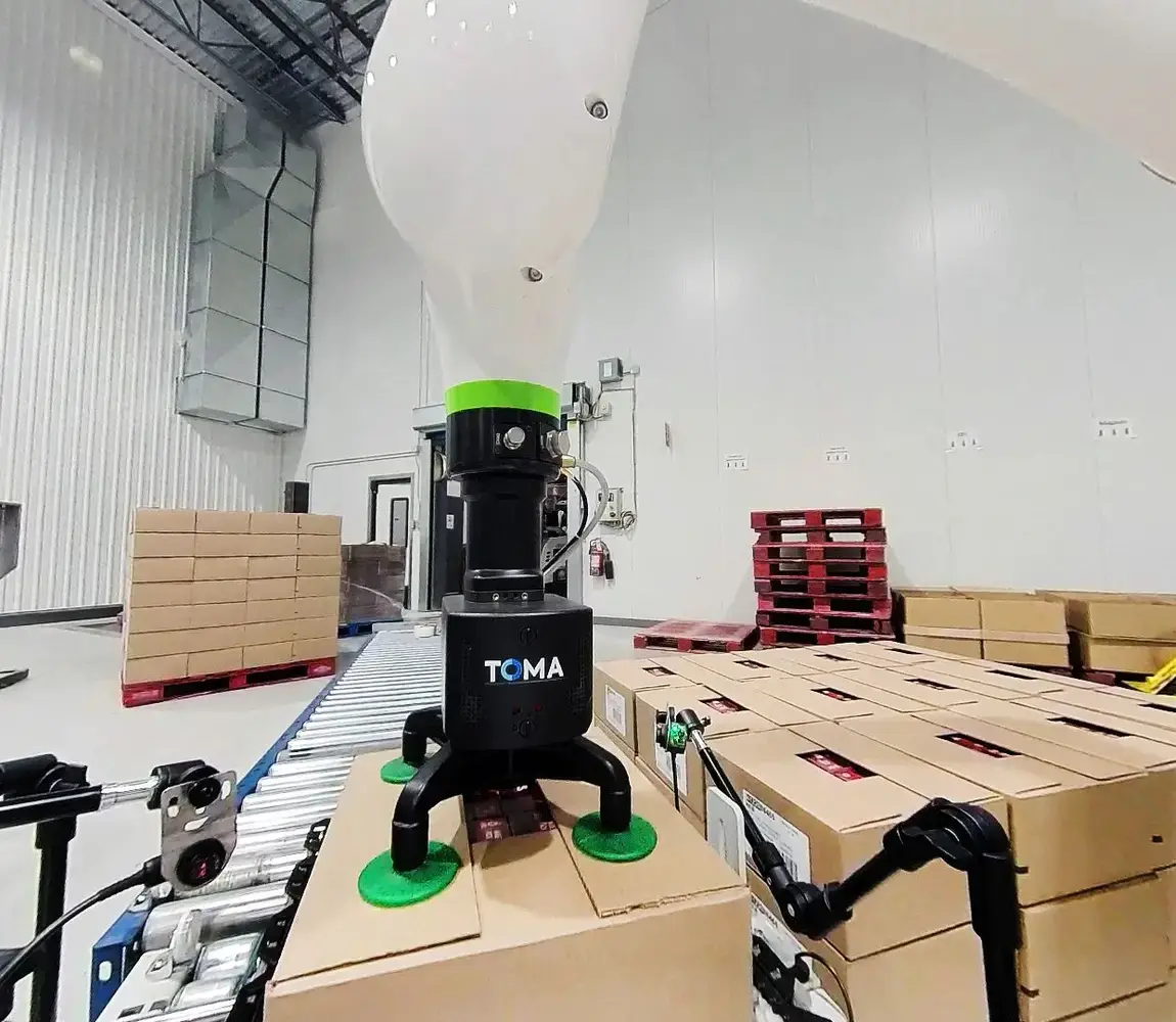 TOMA cobot palletizer gripper