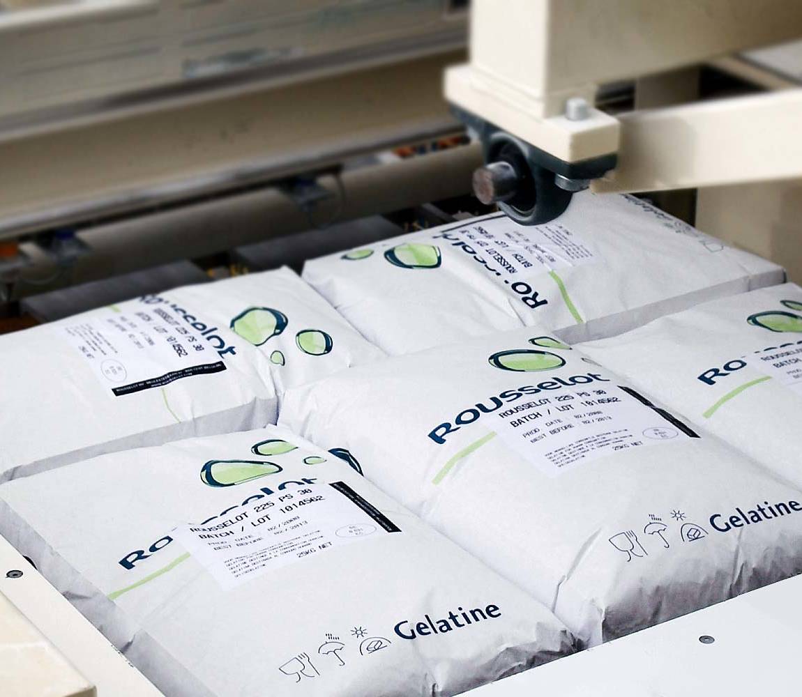 main_video - hpl_splashimage Palletized bags filled with product