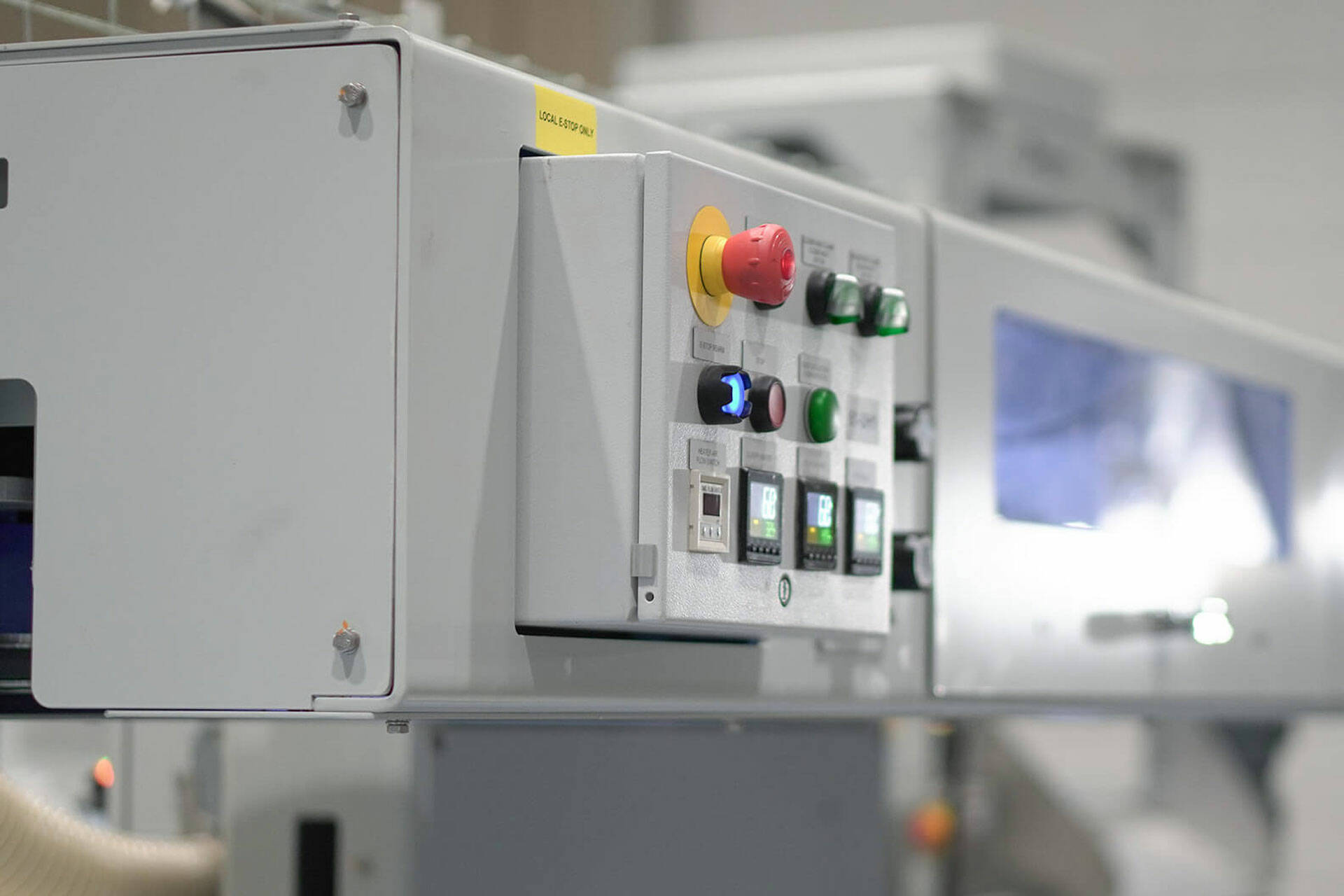 Manual bagging feeding devices