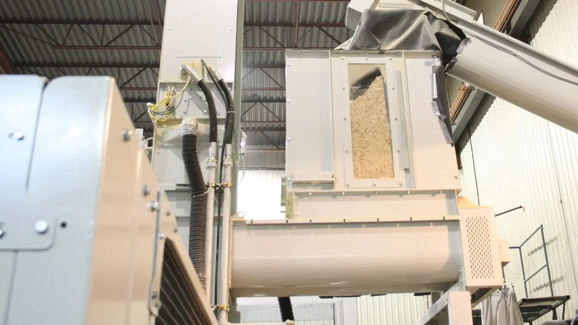 Compression bagger - feeder