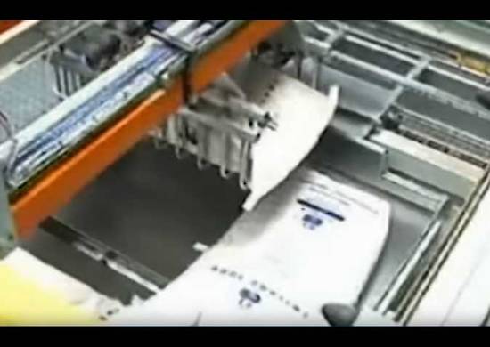 APC Series video-1_splashimage APC Series screenshot - bags on a conventional palletizer