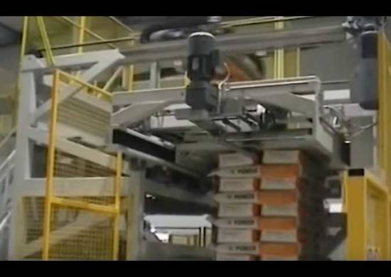 APC conventional palletizer in a manufacturing plant