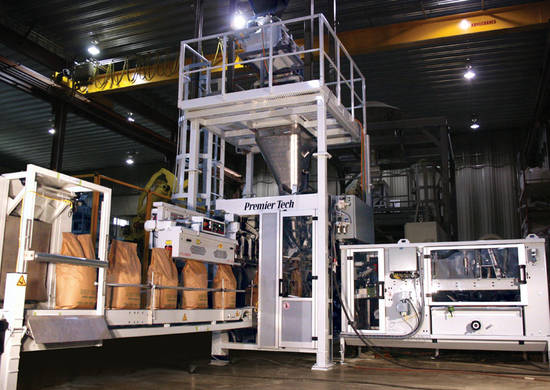 High-speed bagging machine